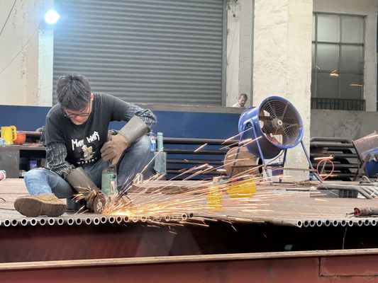 SA 210 A1 Hệ thống tường tàu áp suất bằng thép hợp kim cho các ứng dụng áp suất cao